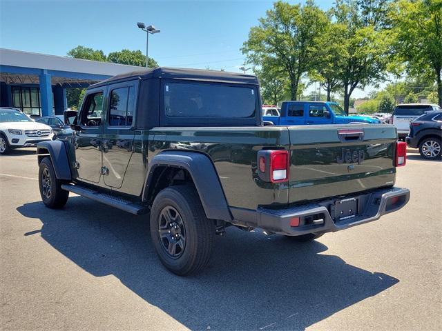 used 2022 Jeep Gladiator car, priced at $30,300