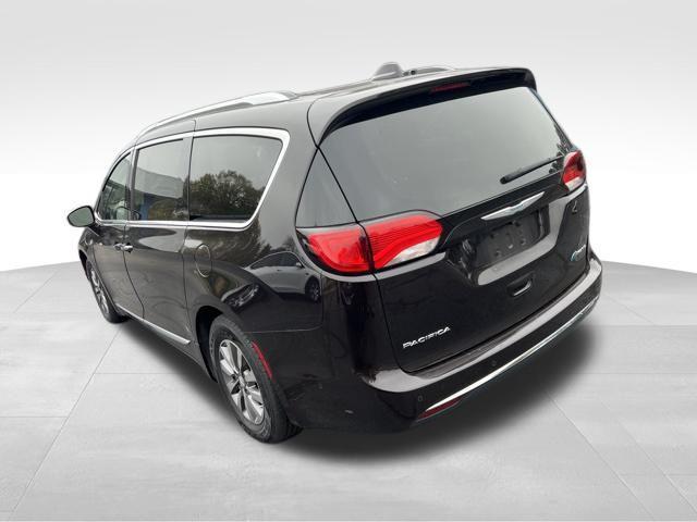 used 2019 Chrysler Pacifica Hybrid car, priced at $19,100