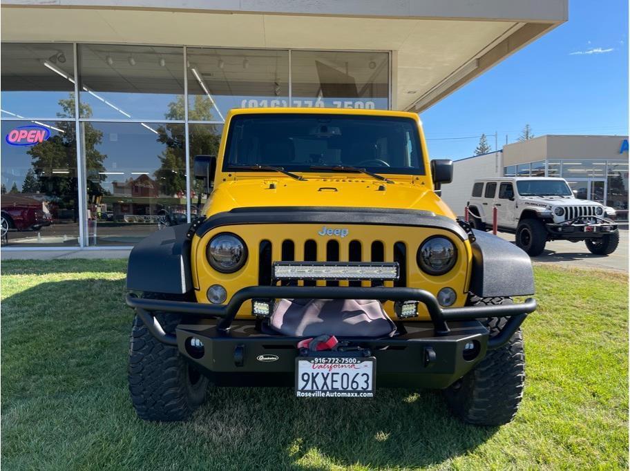 used 2015 Jeep Wrangler Unlimited car, priced at $32,546