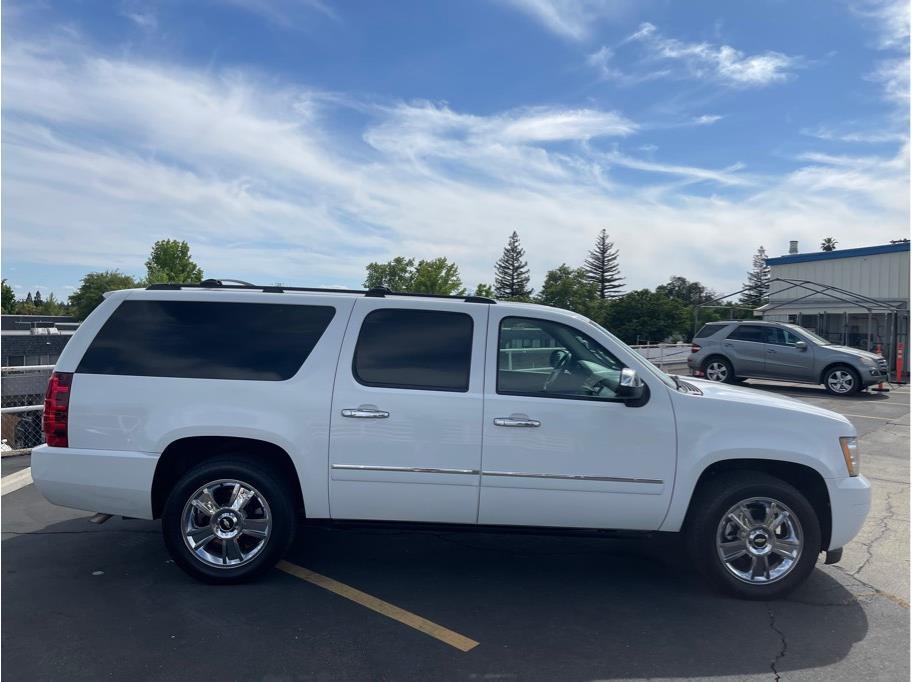 used 2010 Chevrolet Suburban car, priced at $12,988