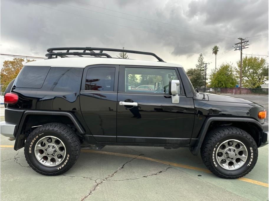 used 2012 Toyota FJ Cruiser car, priced at $27,988