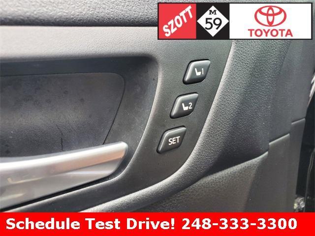 used 2018 Toyota Highlander car, priced at $23,869