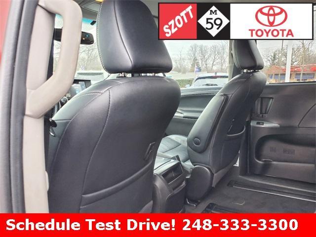 used 2015 Toyota Sienna car, priced at $15,400