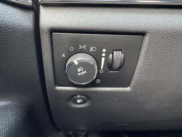 used 2014 Jeep Grand Cherokee car, priced at $12,950