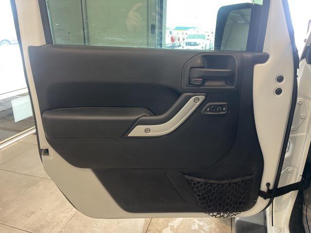 used 2015 Jeep Wrangler Unlimited car, priced at $21,111