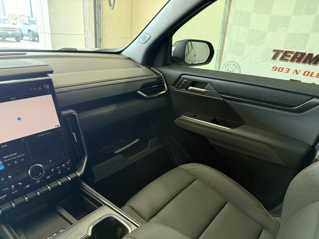 used 2024 GMC Acadia car, priced at $46,674