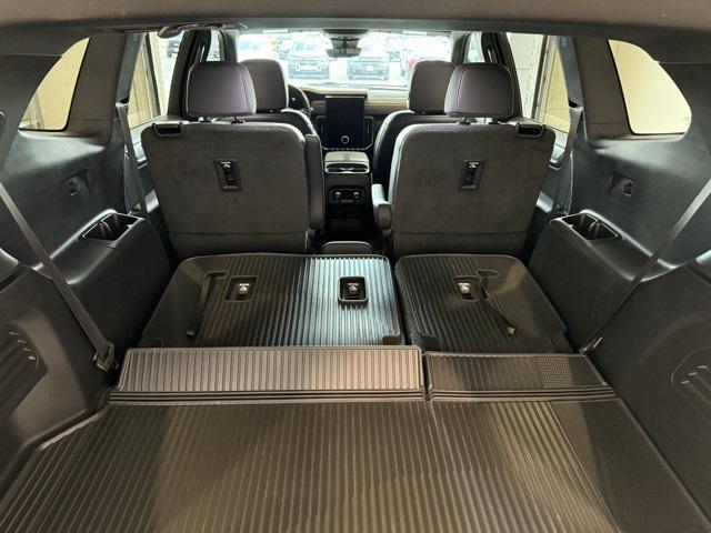 used 2024 GMC Acadia car, priced at $46,674