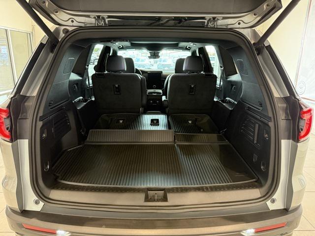 used 2024 GMC Acadia car, priced at $46,674