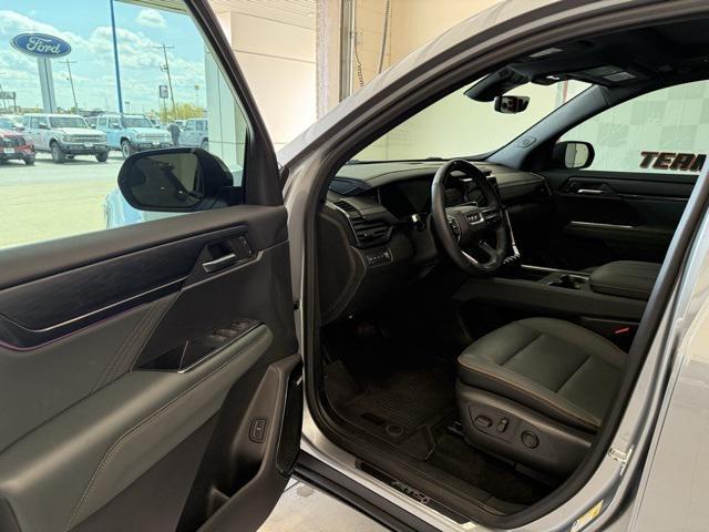 used 2024 GMC Acadia car, priced at $46,674