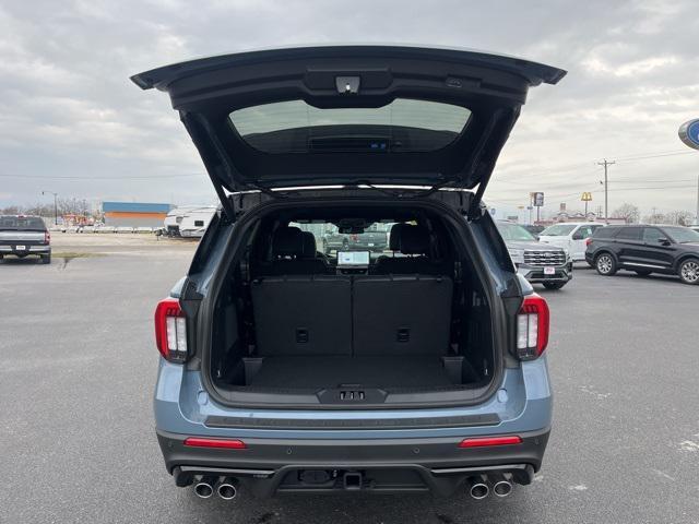 new 2025 Ford Explorer car, priced at $62,652