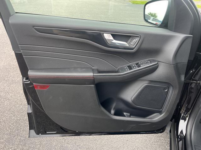 new 2025 Ford Escape car, priced at $35,801