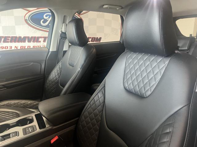 used 2023 Ford Edge car, priced at $23,982