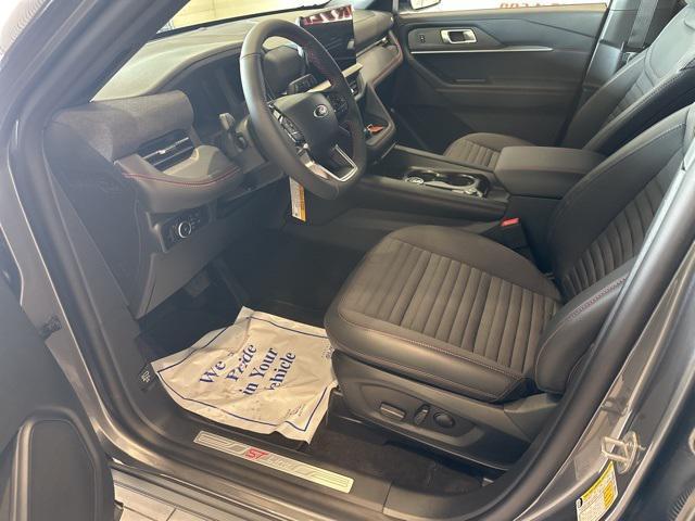 new 2025 Ford Explorer car, priced at $50,665