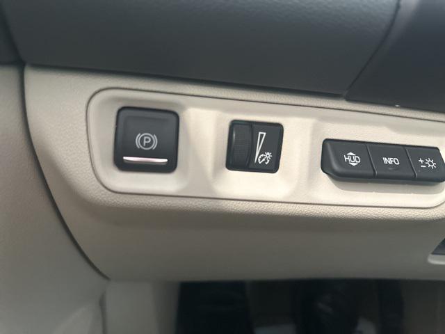 used 2023 GMC Acadia car, priced at $40,571