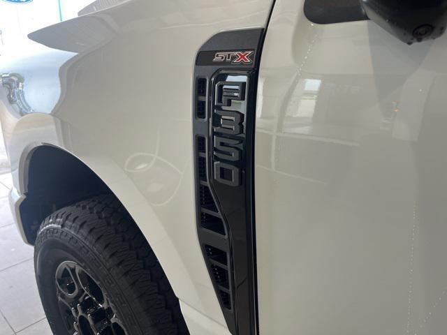new 2025 Ford F-350 car, priced at $54,951