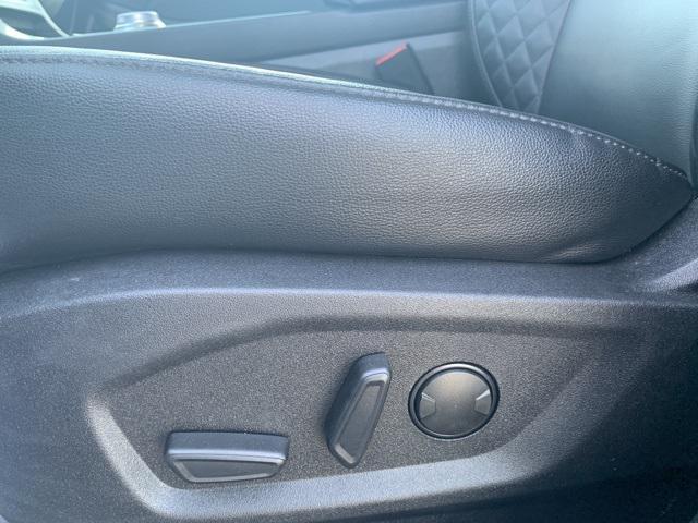 used 2024 Ford Edge car, priced at $31,987
