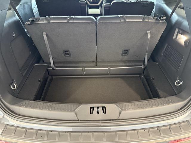 new 2025 Ford Explorer car, priced at $53,933