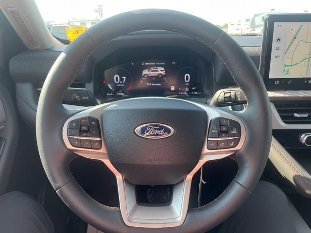 new 2025 Ford Explorer car, priced at $49,272