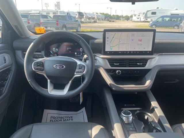 new 2025 Ford Explorer car, priced at $49,272