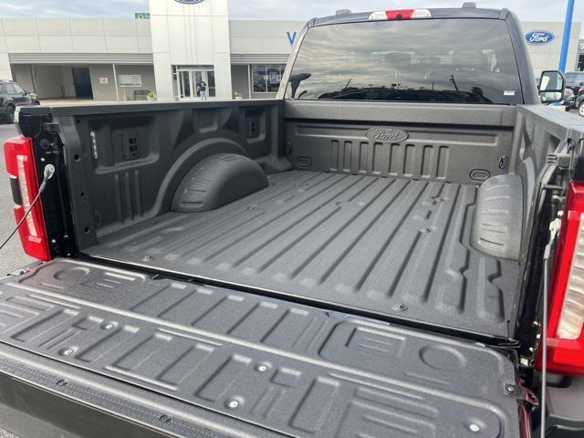 new 2025 Ford F-250 car