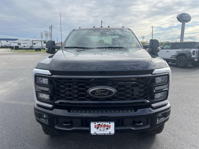 new 2025 Ford F-250 car