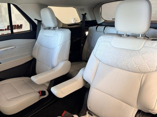 new 2025 Ford Explorer car, priced at $58,510