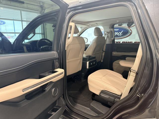 used 2024 Ford Expedition car, priced at $46,593