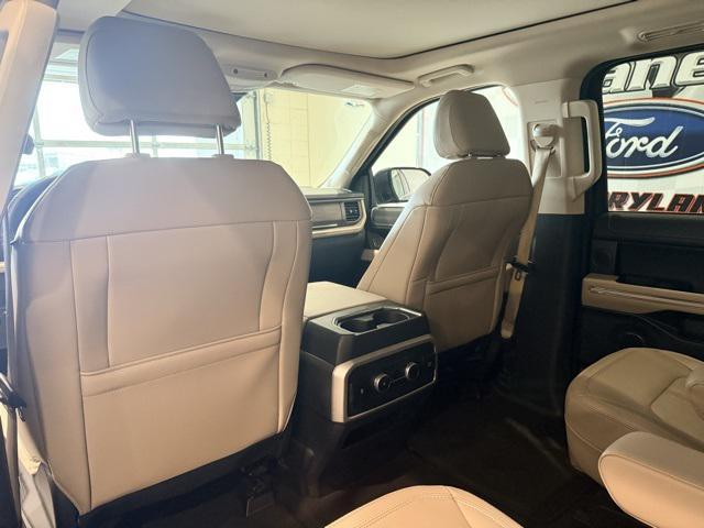 used 2024 Ford Expedition car, priced at $46,593
