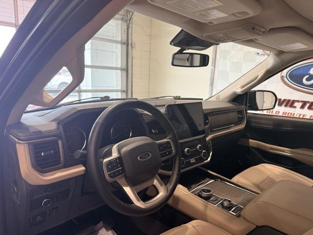 used 2024 Ford Expedition car, priced at $46,593
