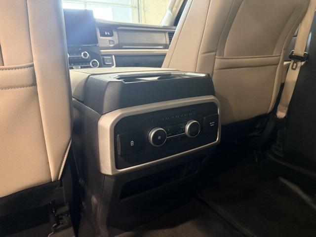 used 2024 Ford Expedition car, priced at $46,593