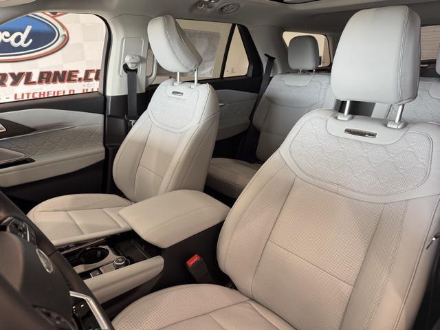 new 2025 Ford Explorer car