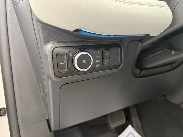 new 2025 Ford Explorer car