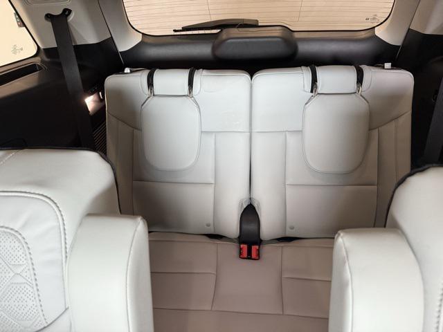 new 2025 Ford Explorer car