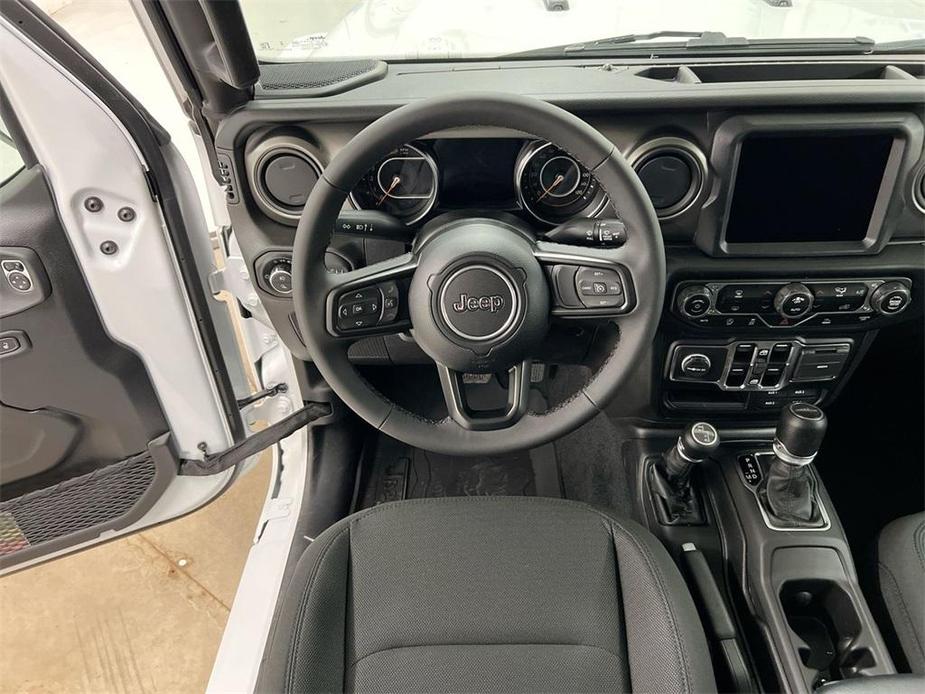 new 2023 Jeep Gladiator car, priced at $54,195