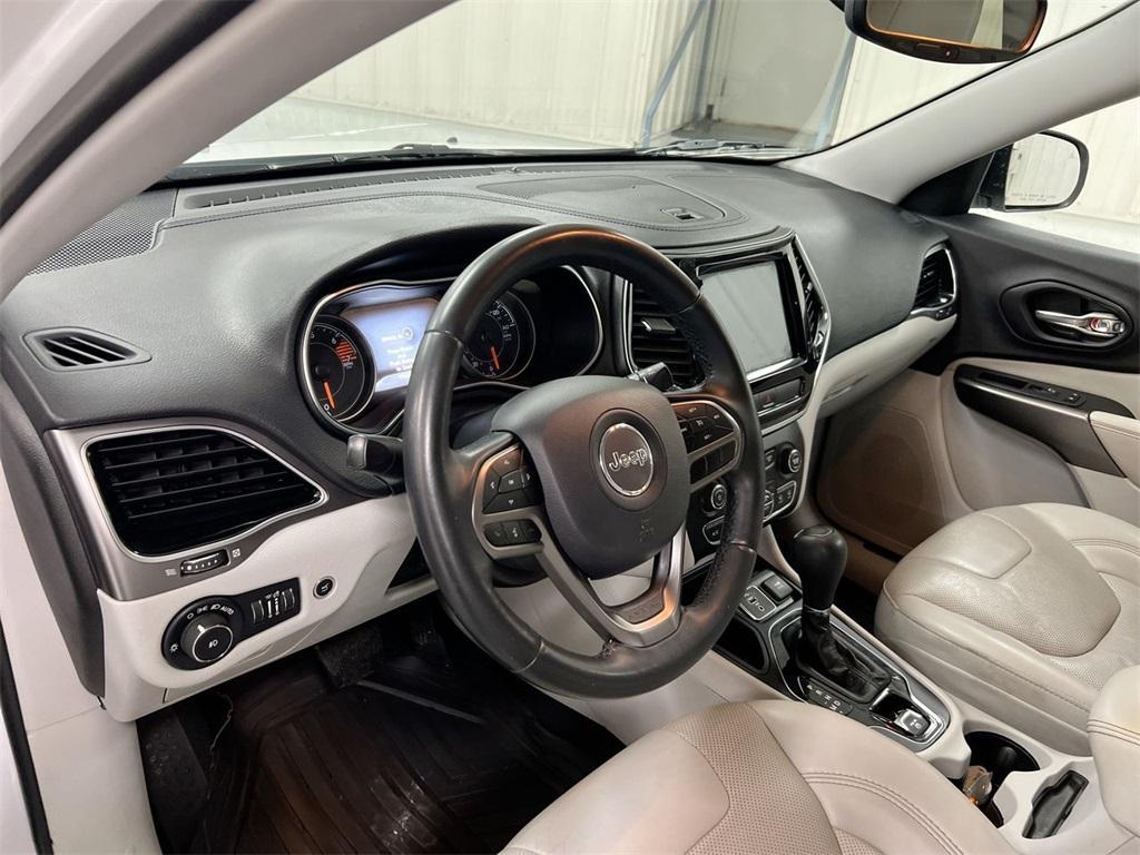 used 2019 Jeep Cherokee car, priced at $14,987