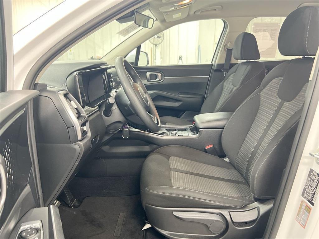 used 2023 Kia Sorento car, priced at $20,787