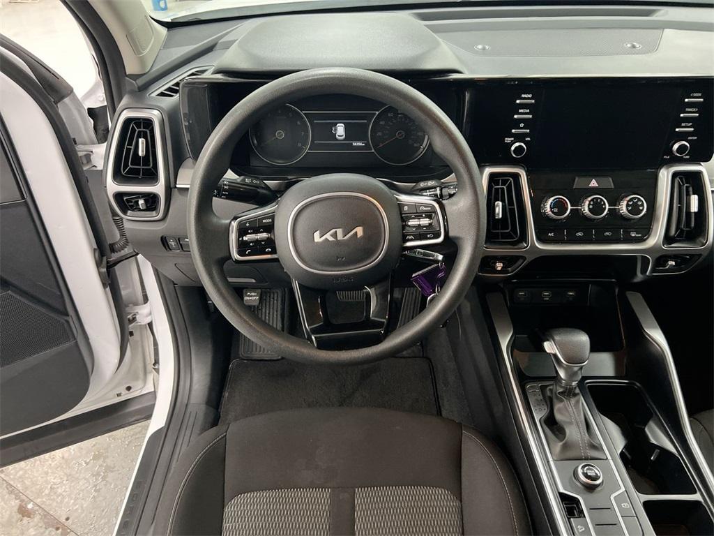 used 2023 Kia Sorento car, priced at $20,787