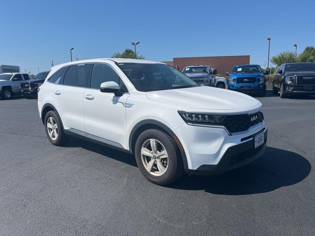 used 2023 Kia Sorento car, priced at $21,987