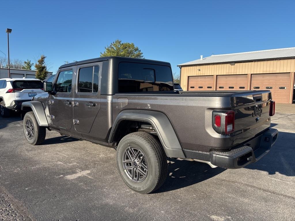 new 2025 Jeep Gladiator car, priced at $37,344