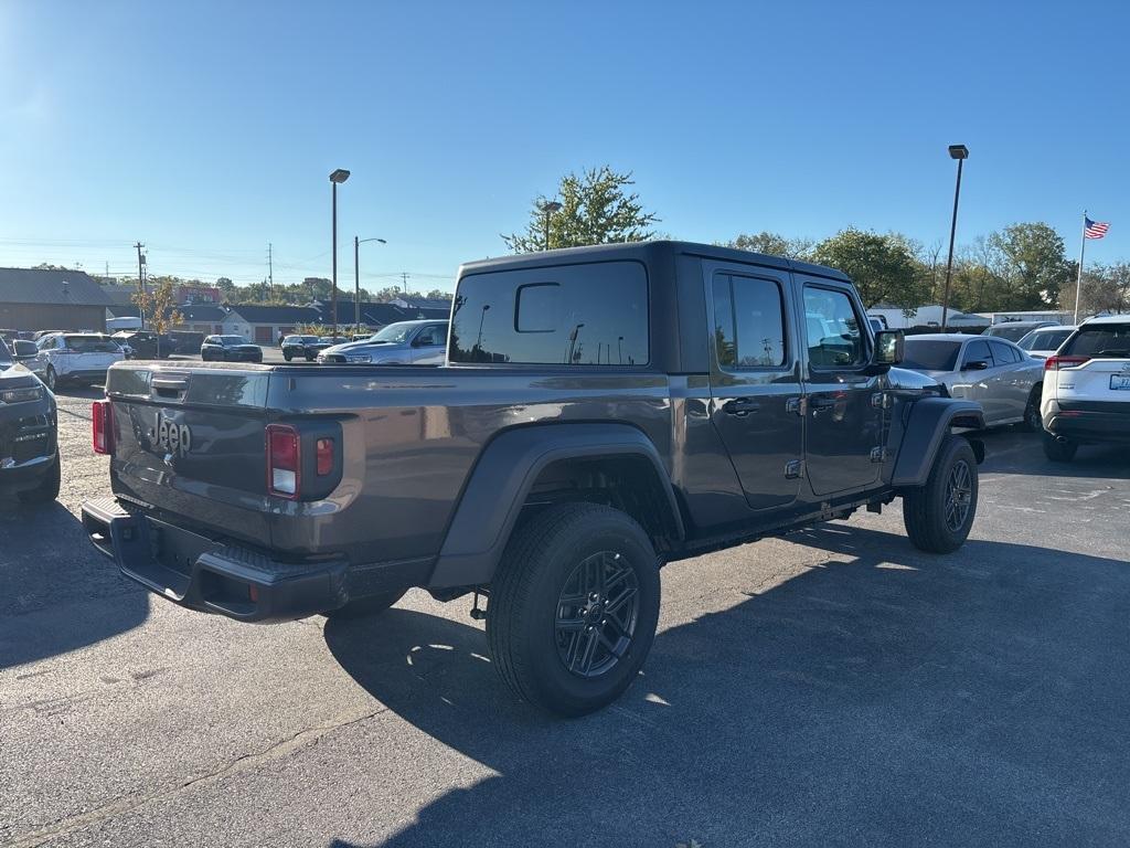 new 2025 Jeep Gladiator car, priced at $37,344