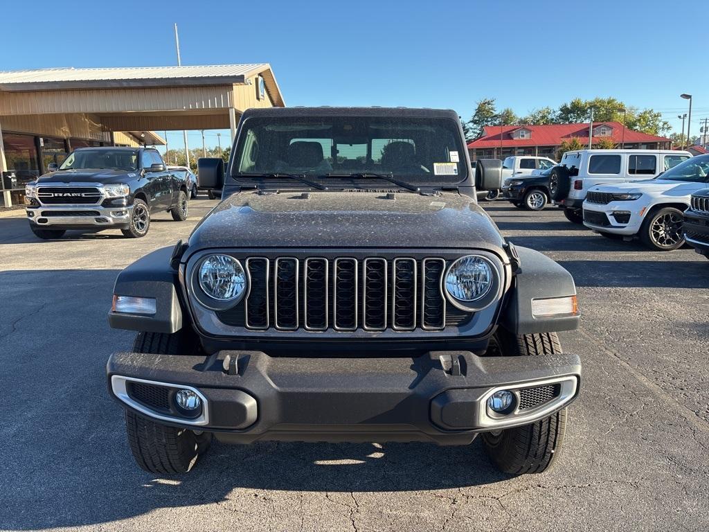new 2025 Jeep Gladiator car, priced at $37,344