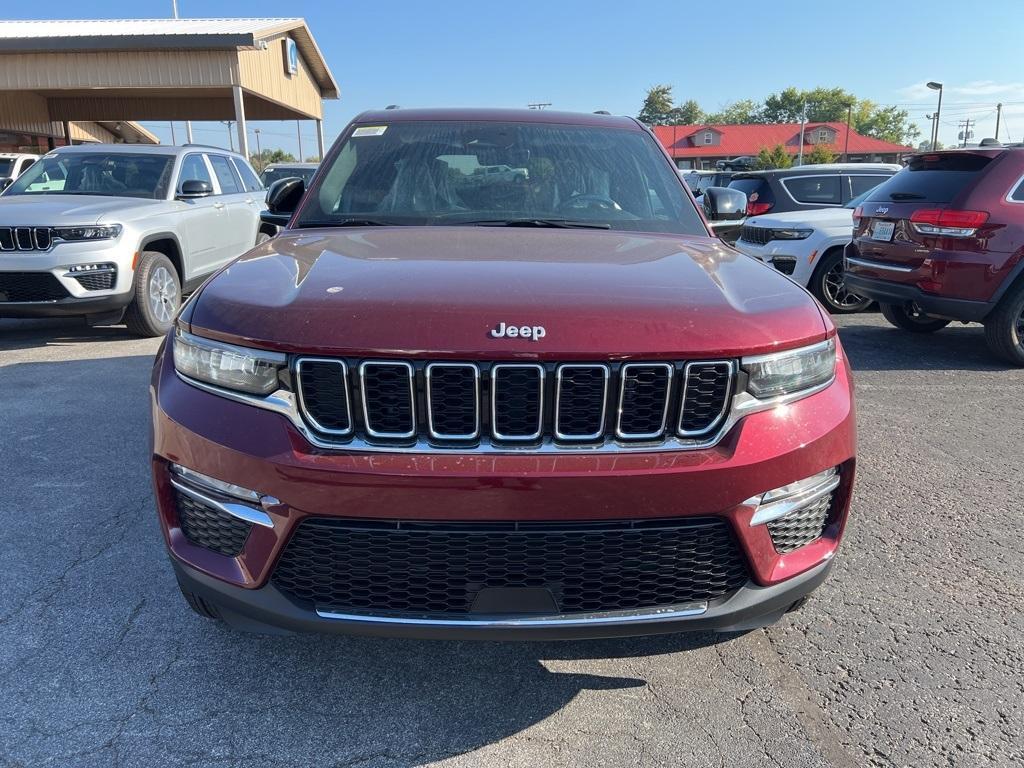 new 2025 Jeep Grand Cherokee car, priced at $41,962