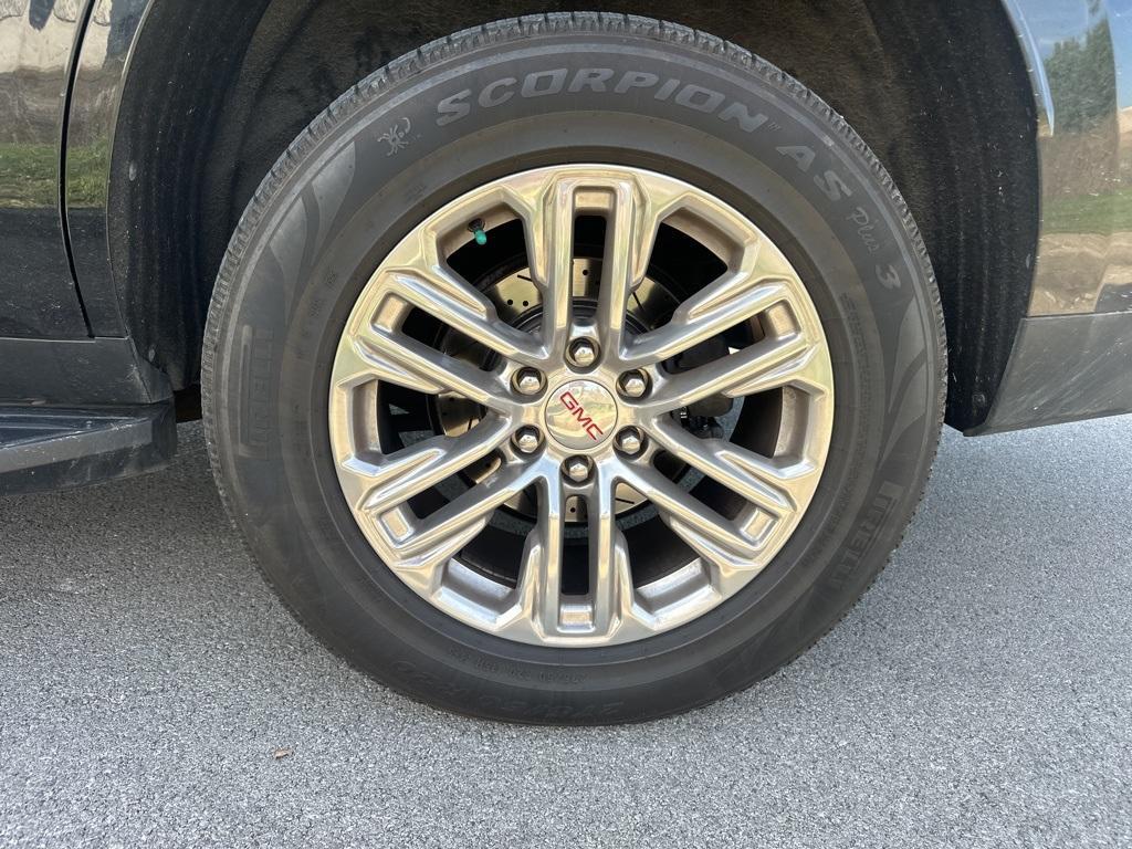 used 2022 GMC Yukon car, priced at $42,987