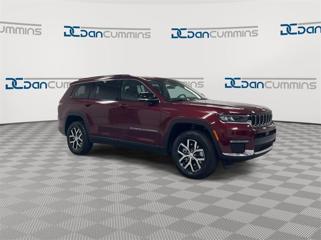 new 2025 Jeep Grand Cherokee L car, priced at $45,526