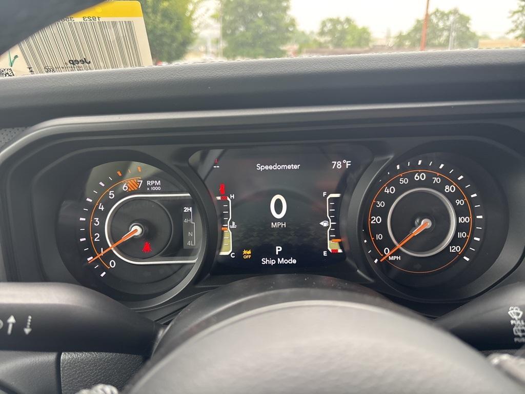new 2025 Jeep Wrangler car, priced at $50,426