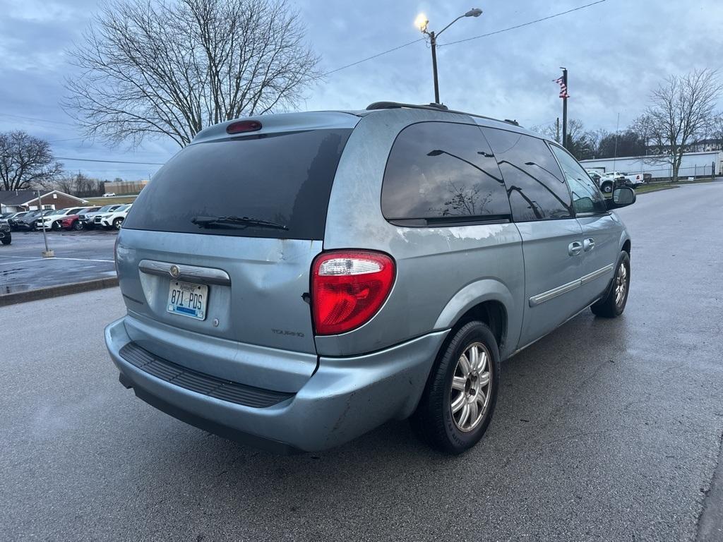 used 2006 Chrysler Town & Country car, priced at $1,900