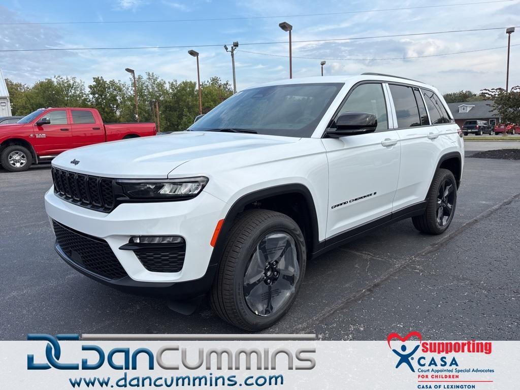 new 2025 Jeep Grand Cherokee car, priced at $43,392