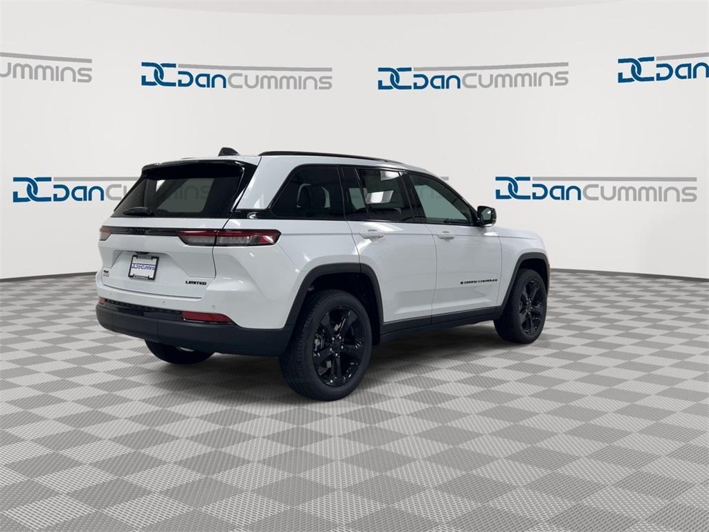 new 2025 Jeep Grand Cherokee car, priced at $41,992