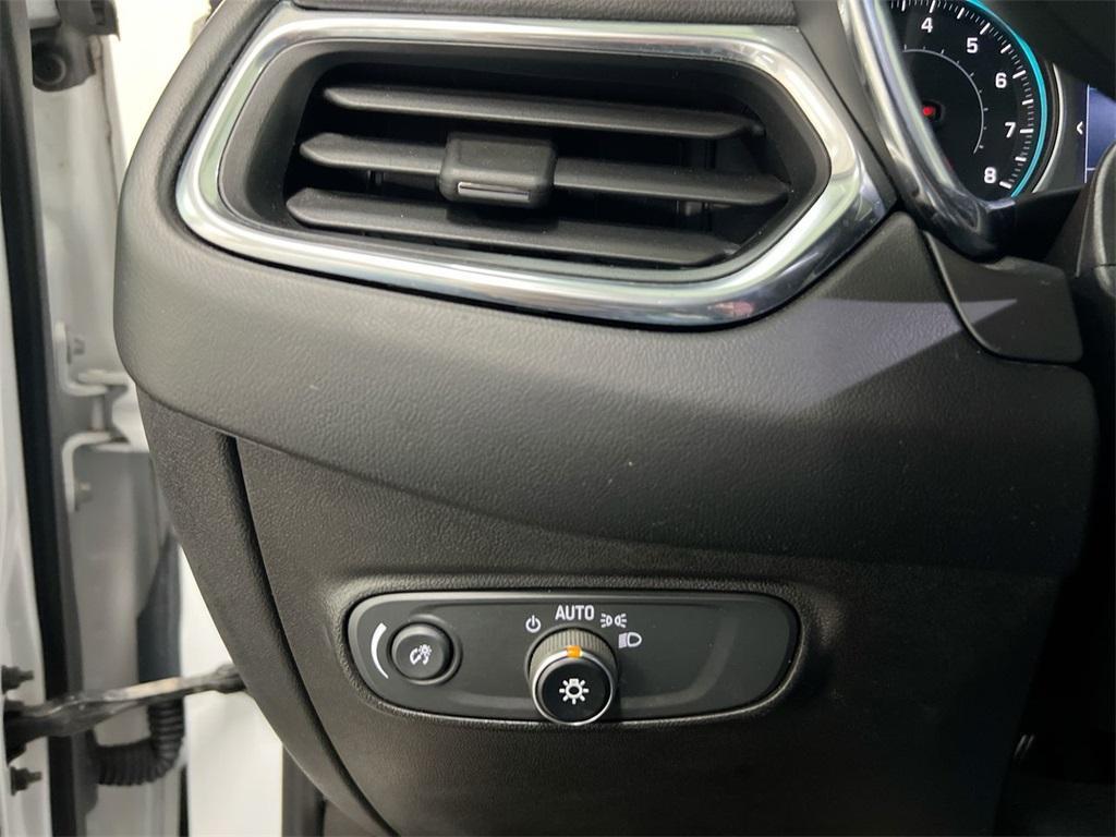 used 2021 Chevrolet Equinox car