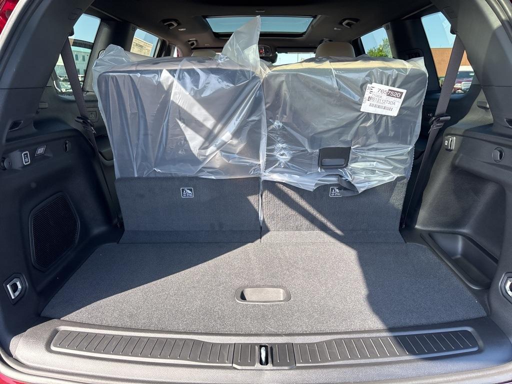new 2025 Jeep Grand Cherokee L car, priced at $48,569